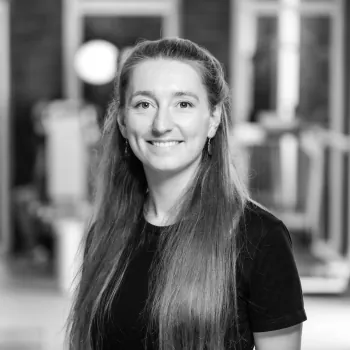 Porträt von Ronja Schaller, Physiotherapeutin
